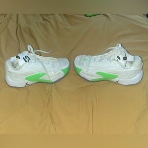 GIRLS NIKE BASKETBALL SHOES! Worn one season. Gym floor only.